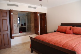 El Zalate Villa 4 Unit 401 